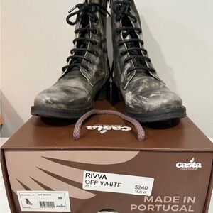 Casta Women's Off White Lace Up Boots